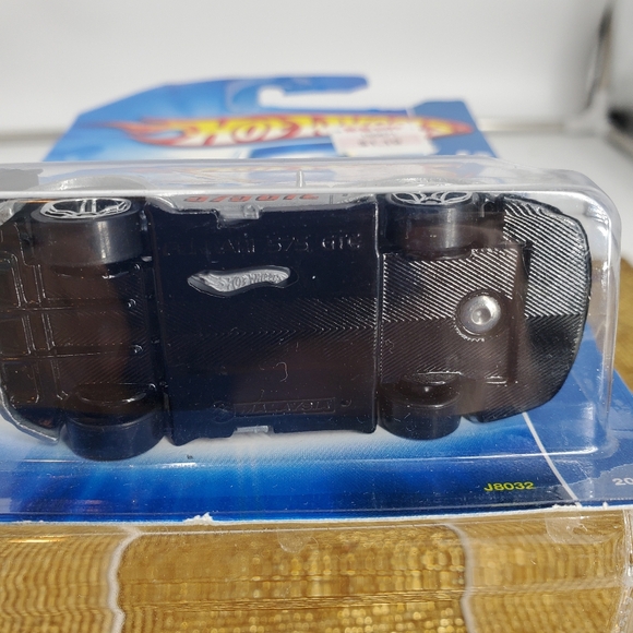 2007 Hot Wheels All Stars FERRARI 575 GTC (silver w/ gray) (C12) - Picture 4 of 7